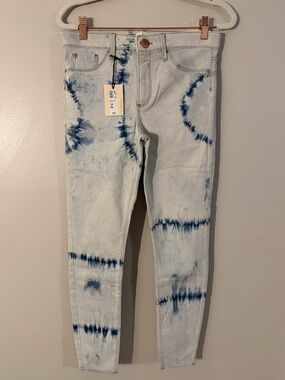 River Island- Tie-Dye Light Blue Jeggings